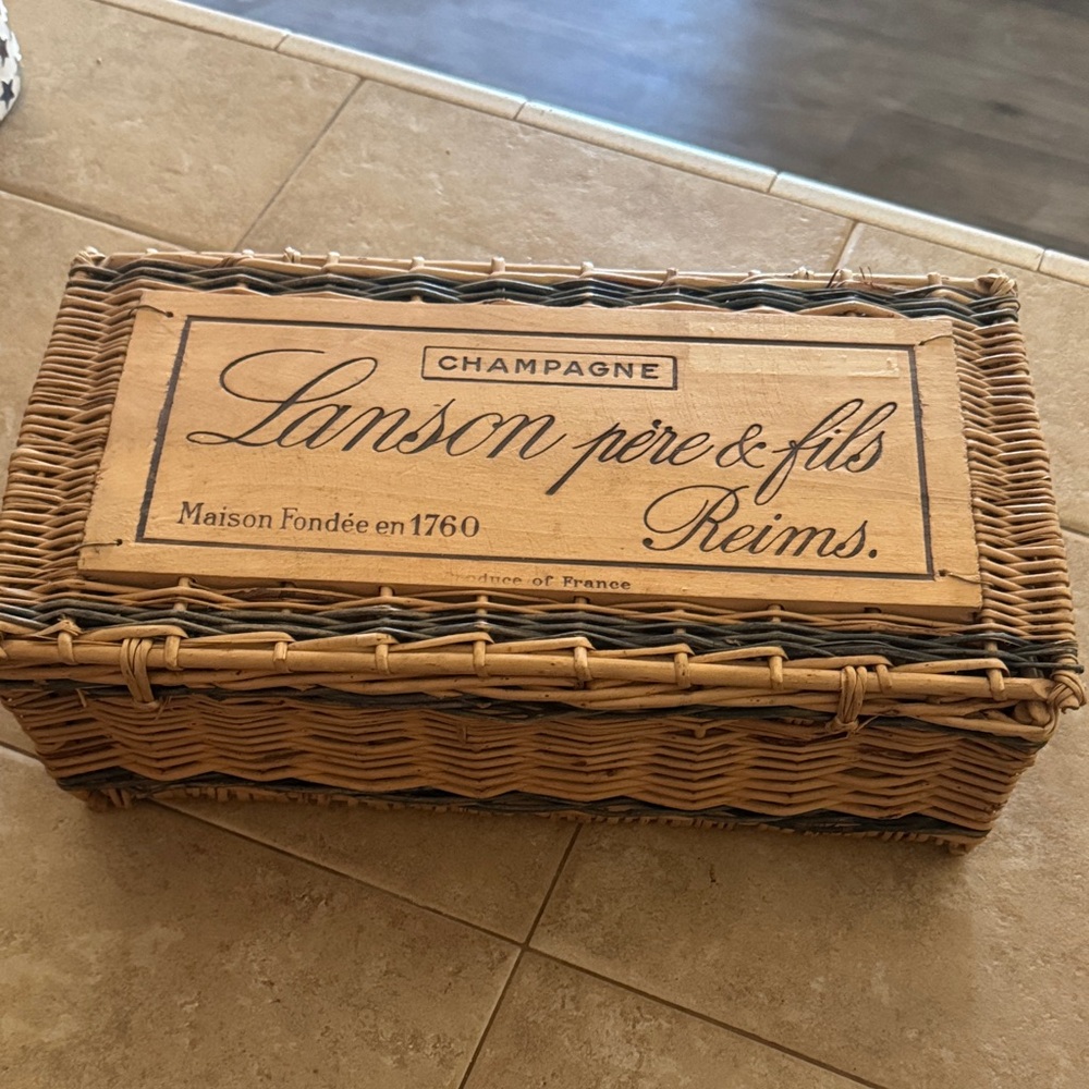 Champagne Wicker Basket - Brown